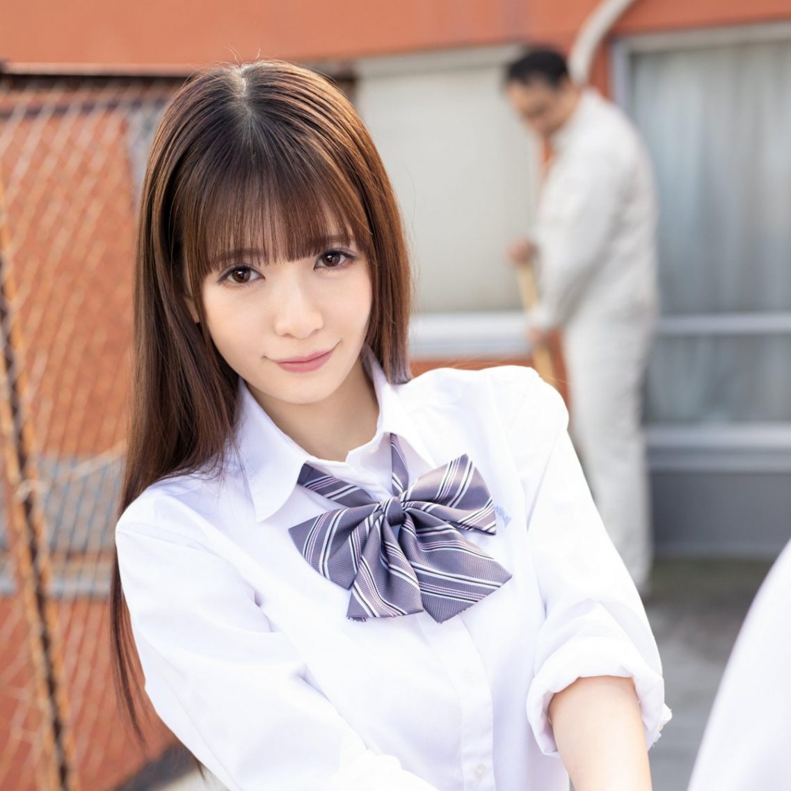 野野浦暖(野々浦暖)作品ABW-059:极窄的空间里乱论战斗!