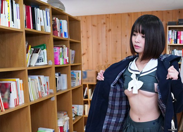 丘惠理奈(丘えりな)作品PFES-016:男教师的指导下在校内撩起裙子!